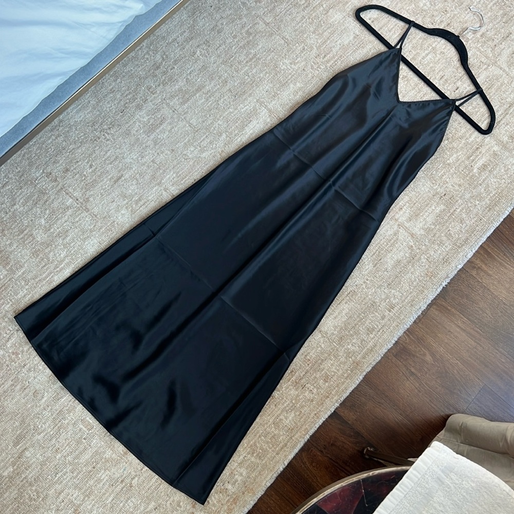 NWOT Italic Malone 100% silk Dress small black